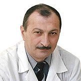 Врач Алдатов Анатолий Гамидович