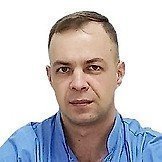Врач Лисовенко Леонард Сергеевич